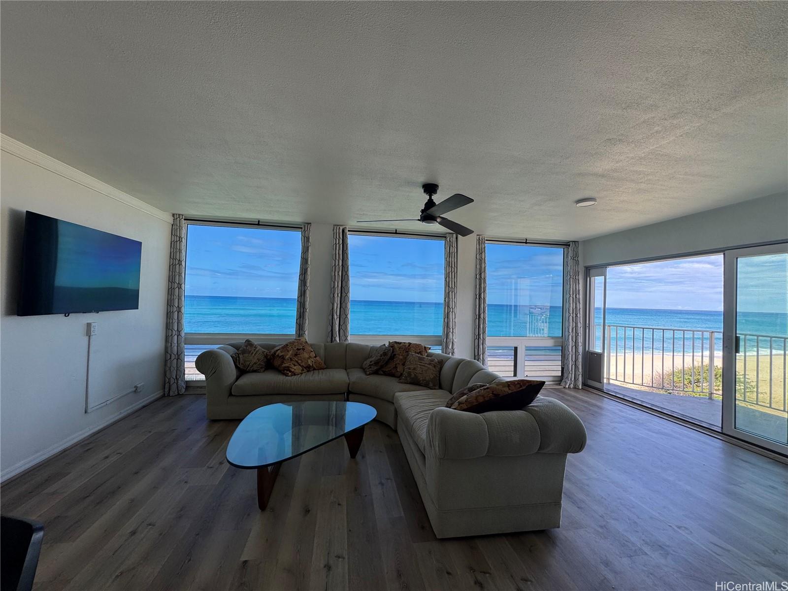 87-561 Farrington Highway  Unit 321