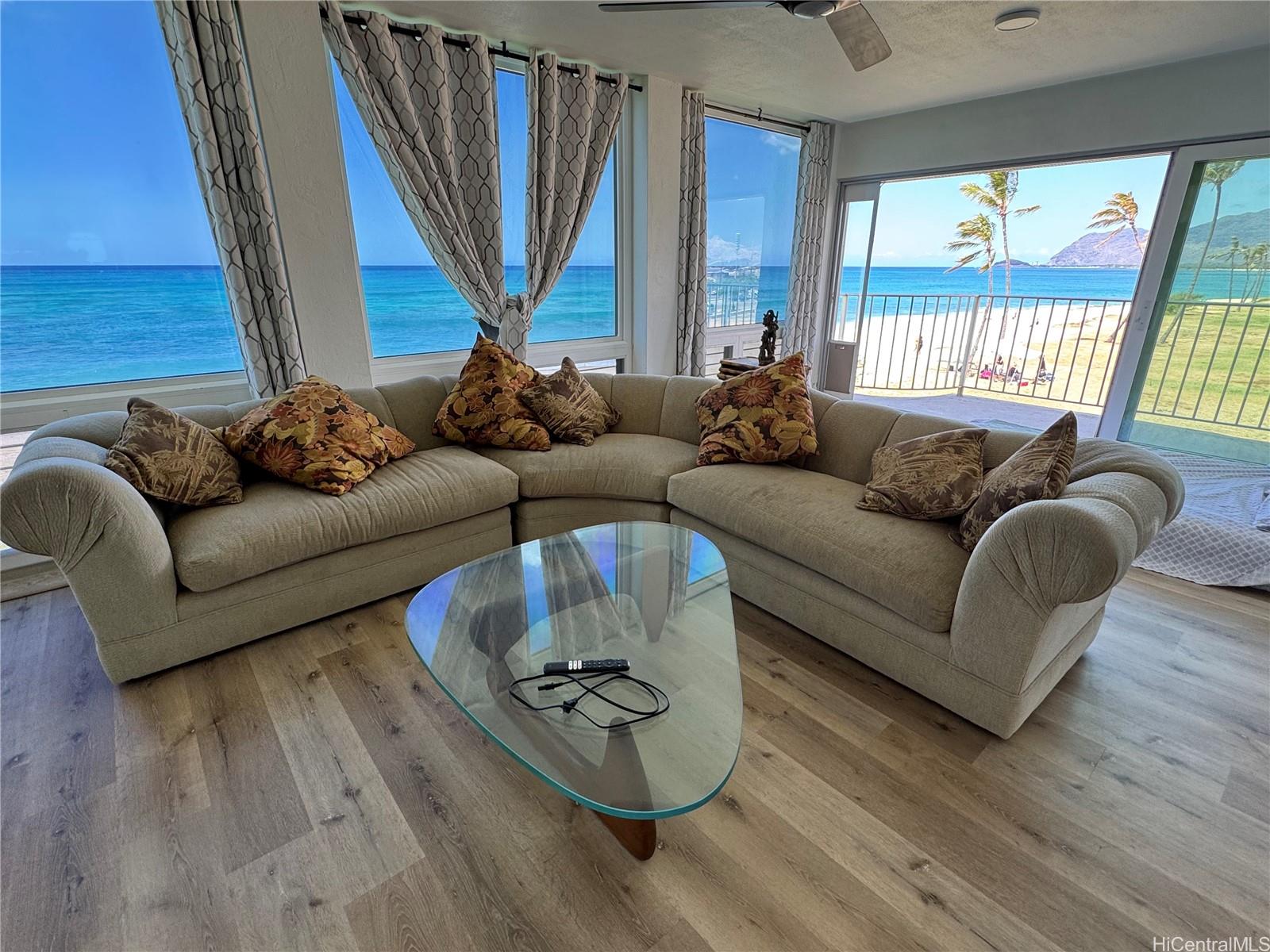 87-561 Farrington Highway  Unit 321