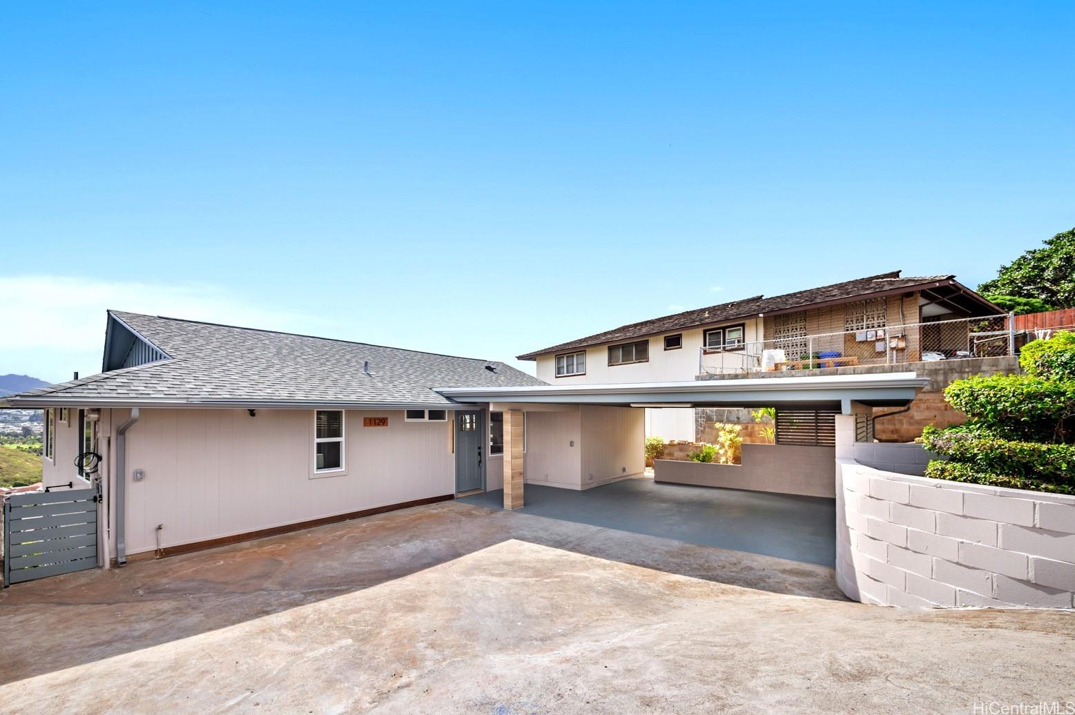 1129 Ala Aloalo Street