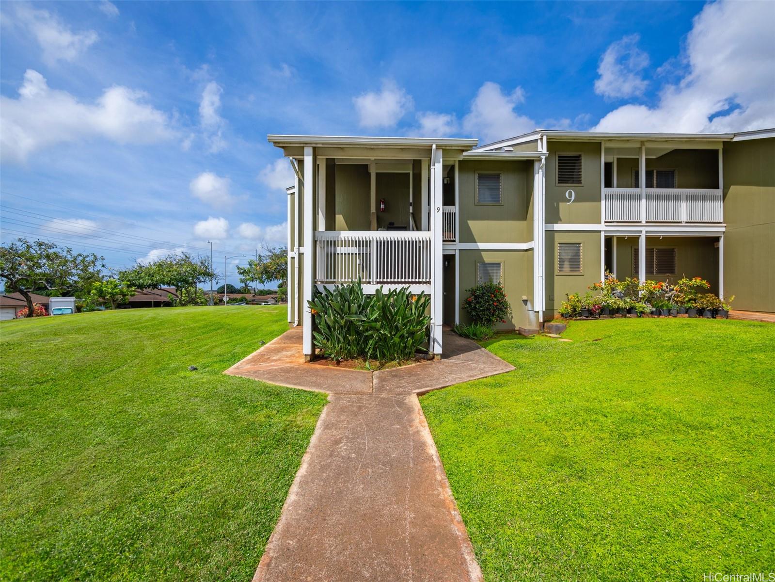 94-615 Kahakea Street 9G