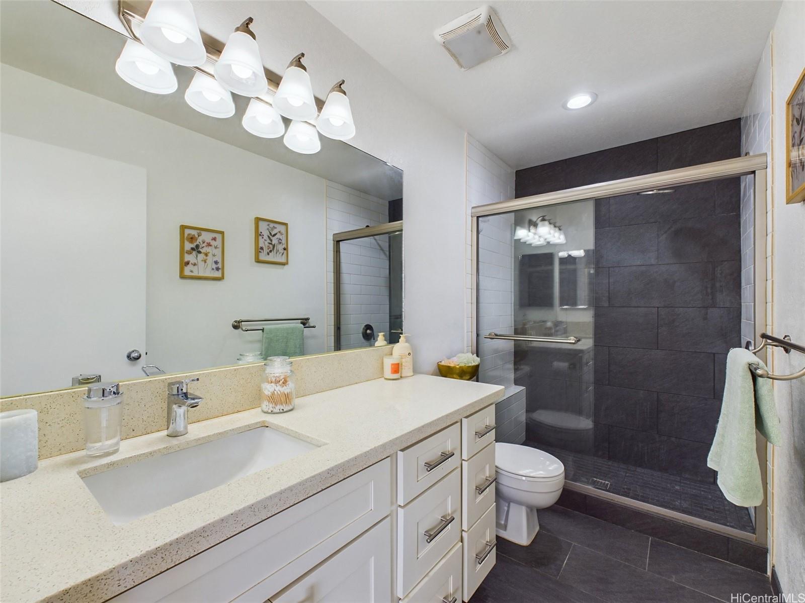 572 Mananai Place  Unit 20A