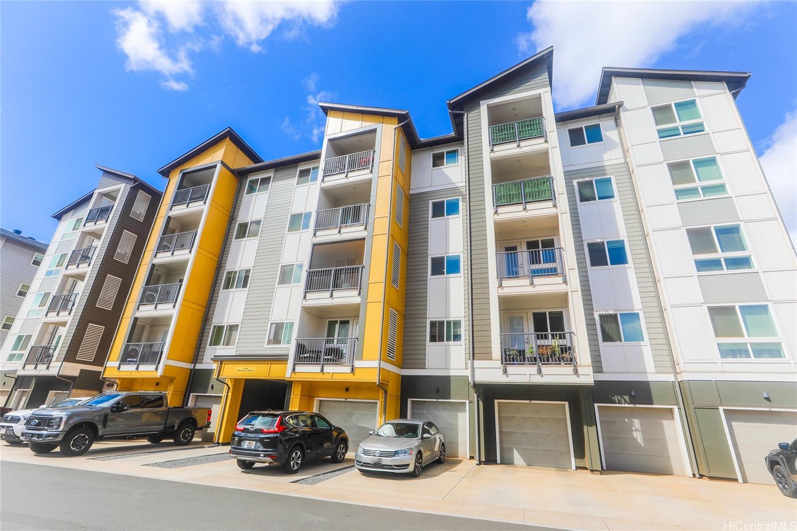 91-3641 Iwikuamoo Street  Unit 4302