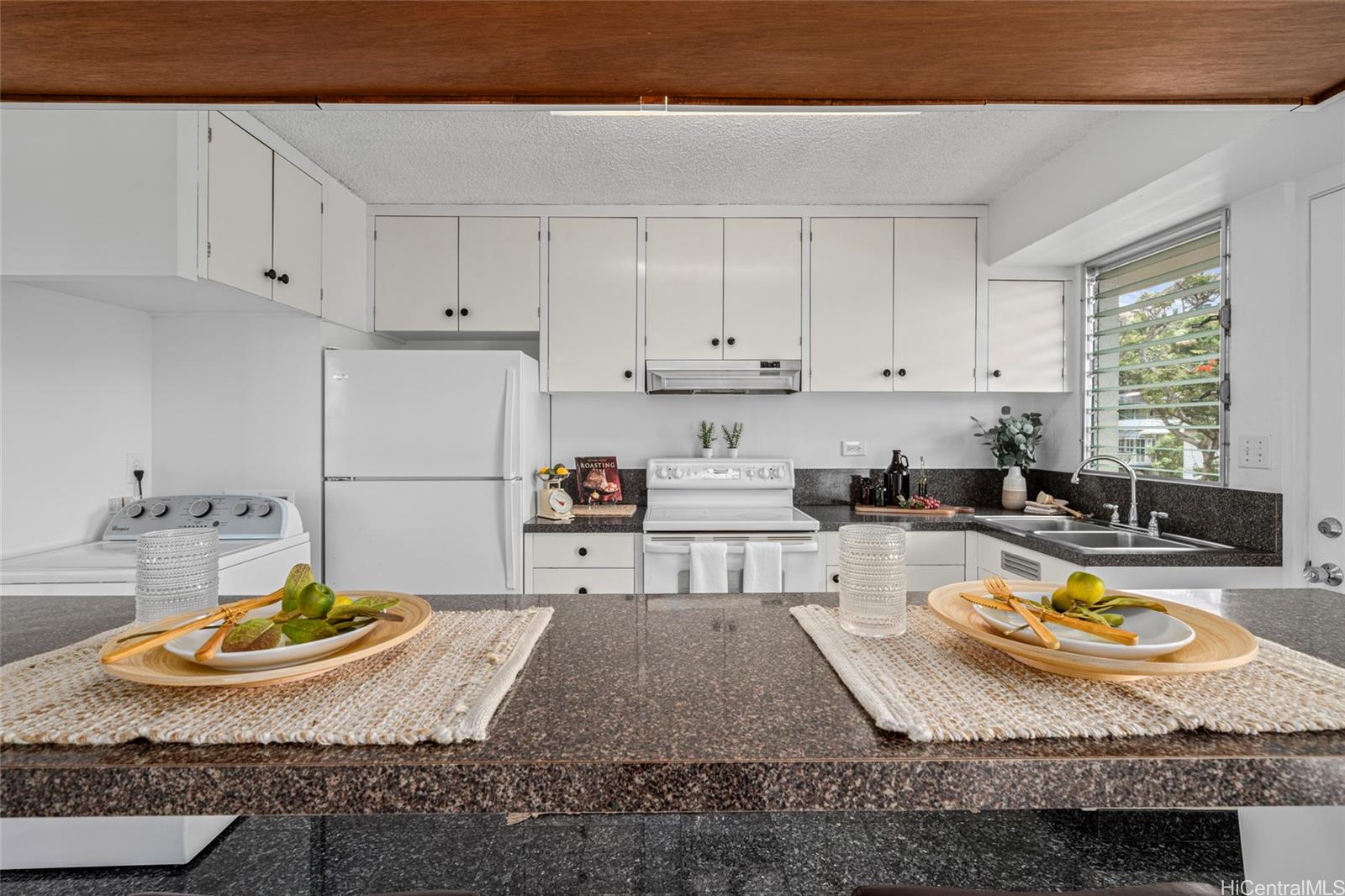 3350 Sierra Drive  Unit 601