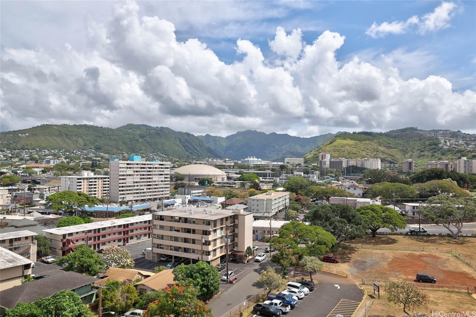 2740 Kuilei Street  Unit 1101