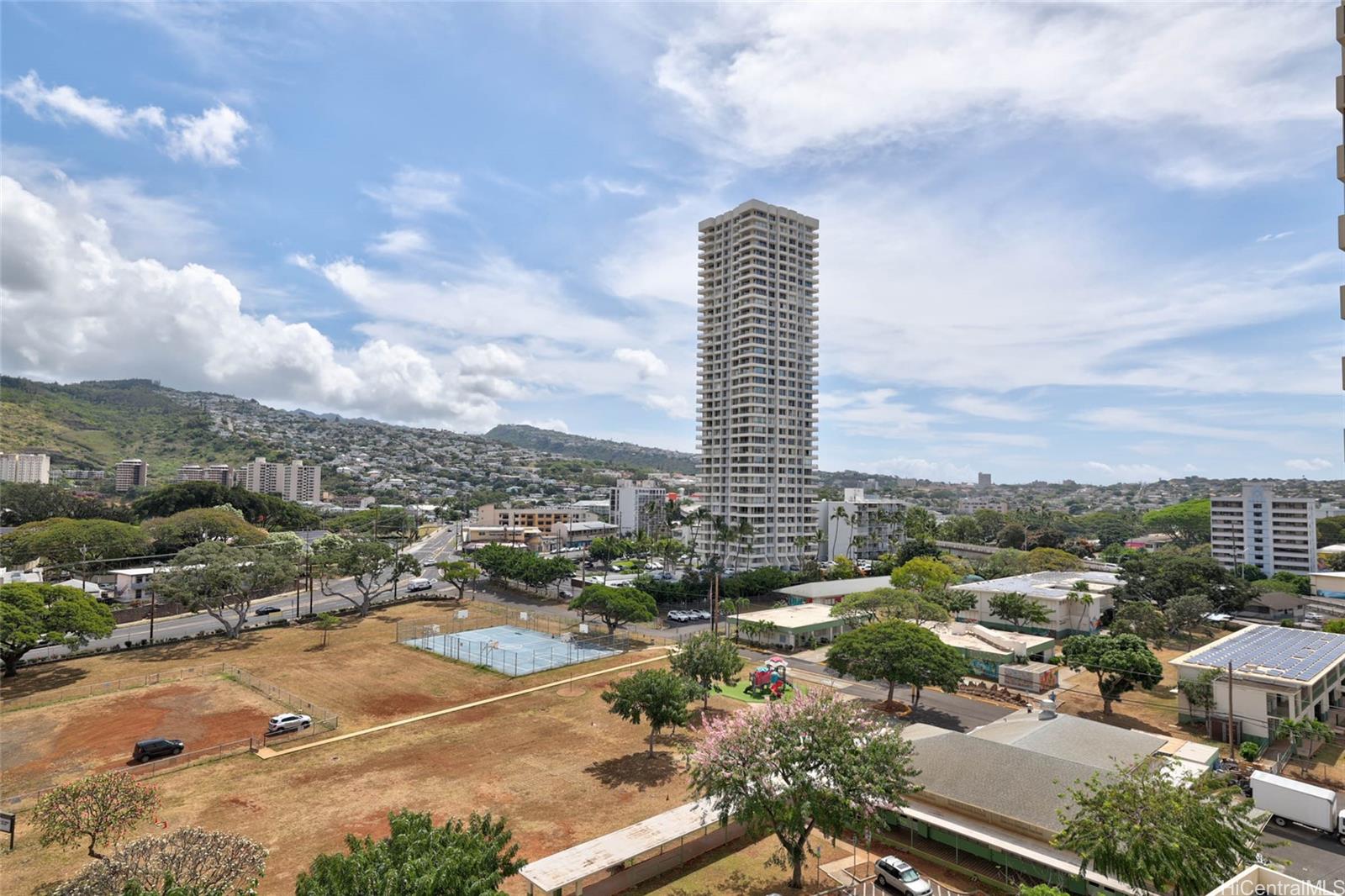 2740 Kuilei Street  Unit 1101