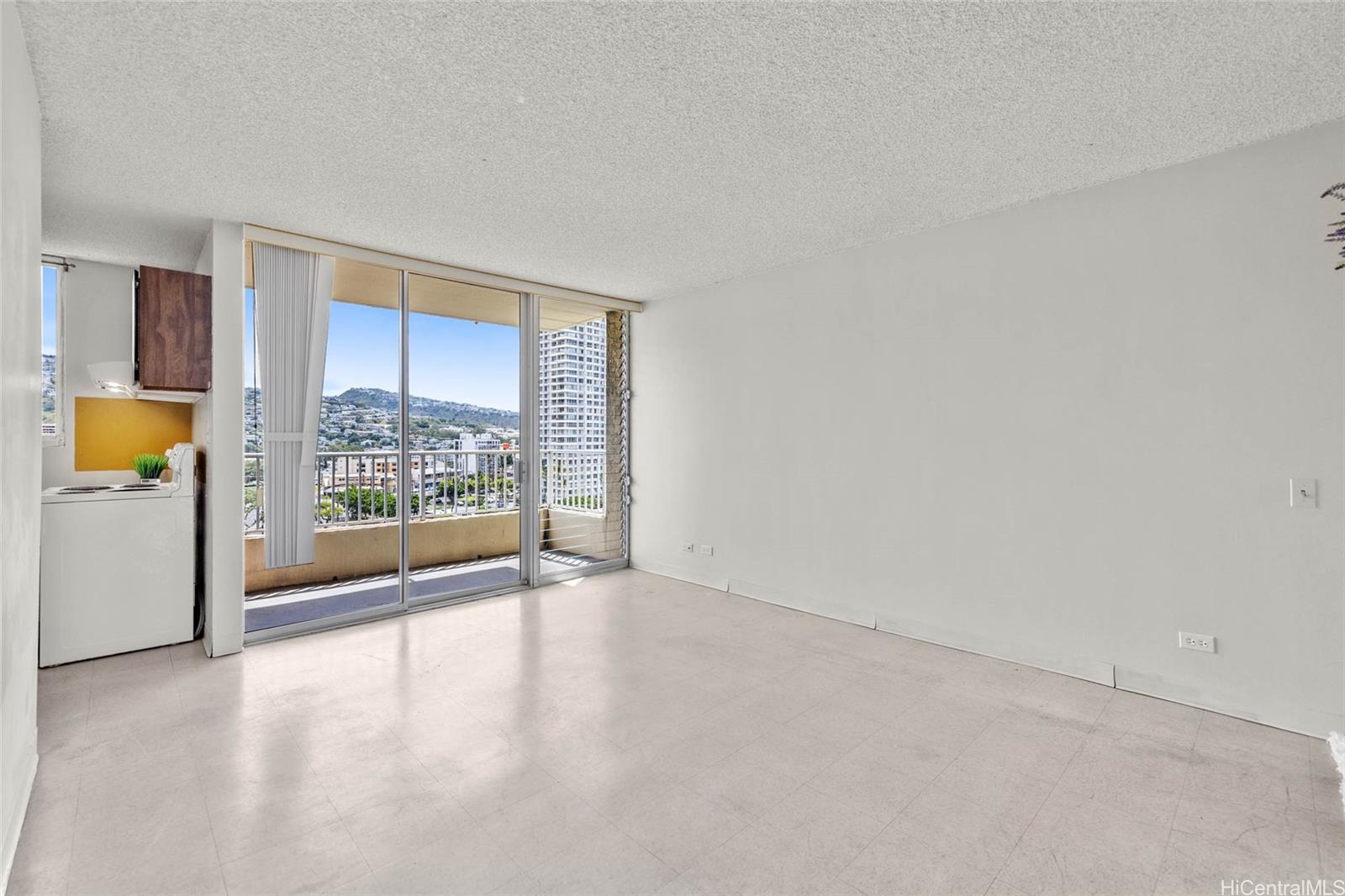 2740 Kuilei Street  Unit 1101
