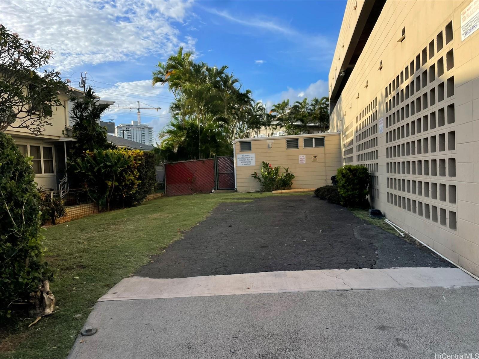 2474 Kapiolani Boulevard  Unit 503