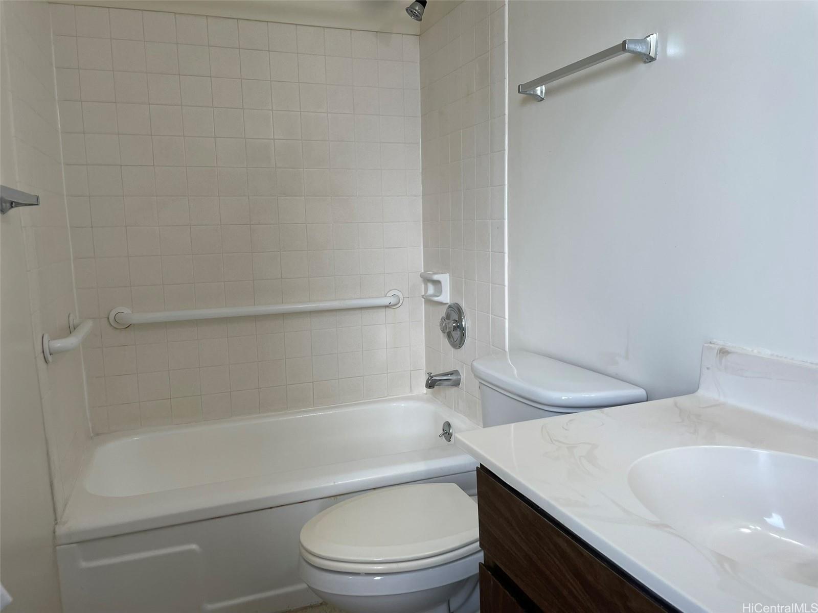 2474 Kapiolani Boulevard  Unit 503