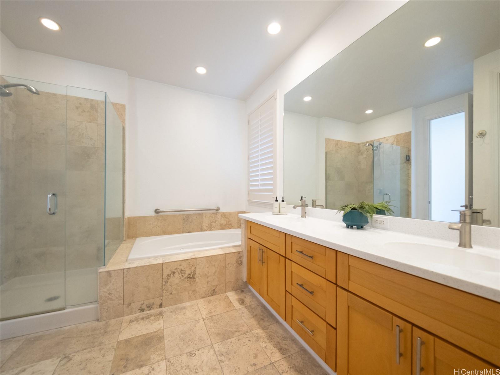 1053 Koko Kai Place