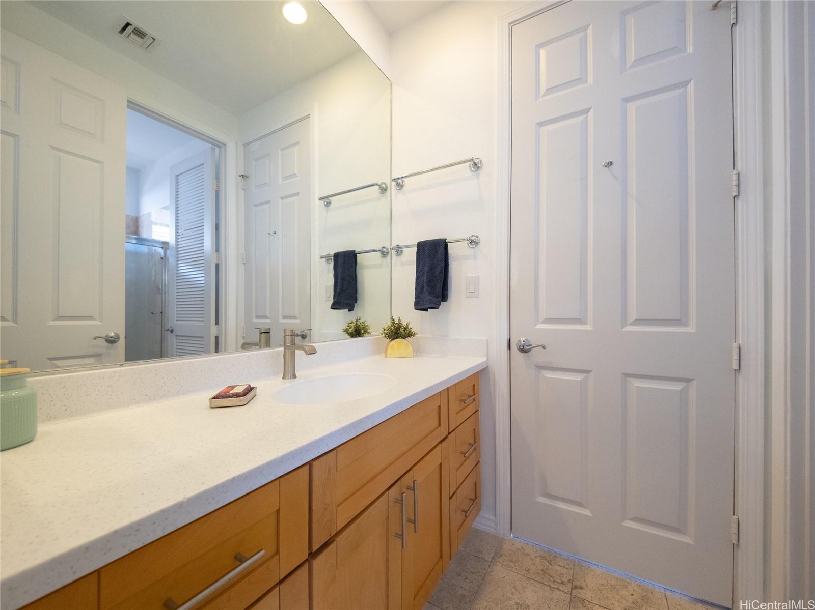 1053 Koko Kai Place