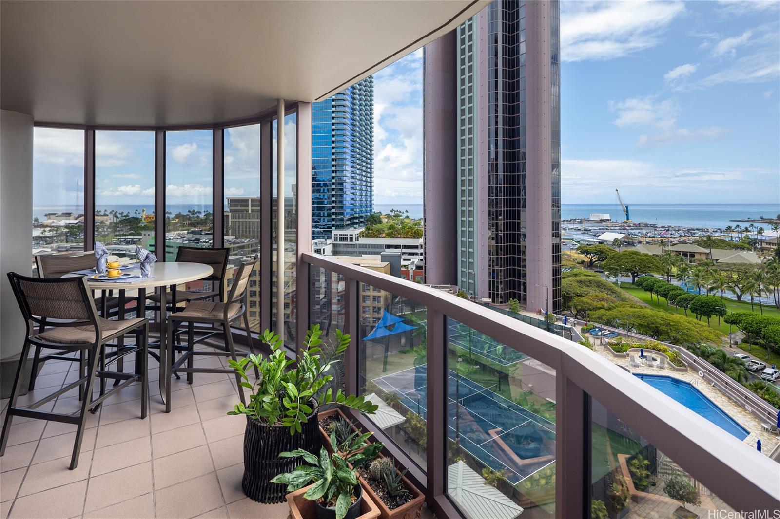 425 South Street 1401