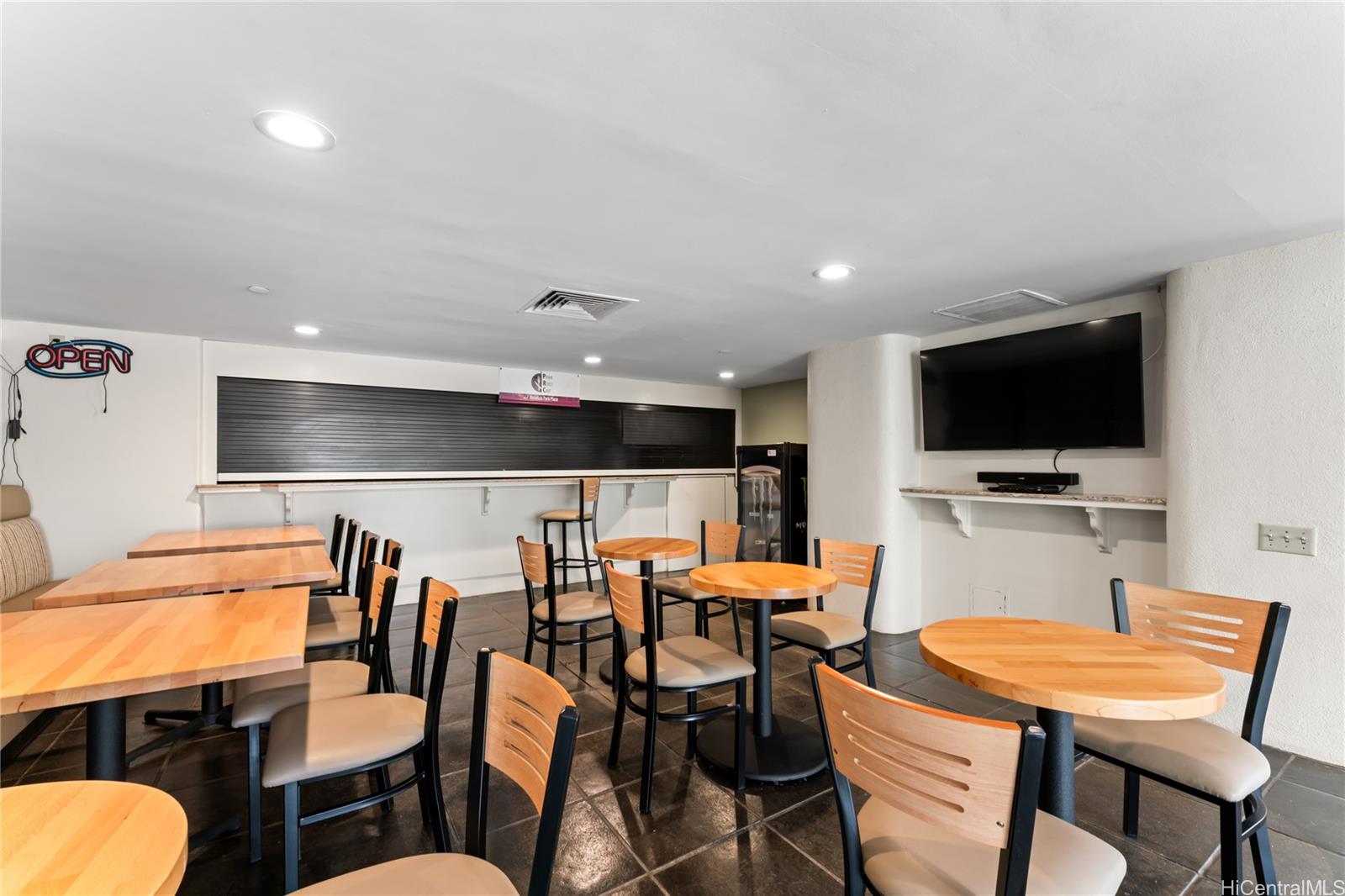 1212 Nuuanu Avenue  Unit 2406