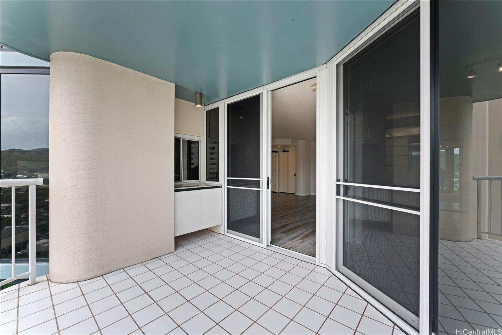 1212 Nuuanu Avenue  Unit 2406