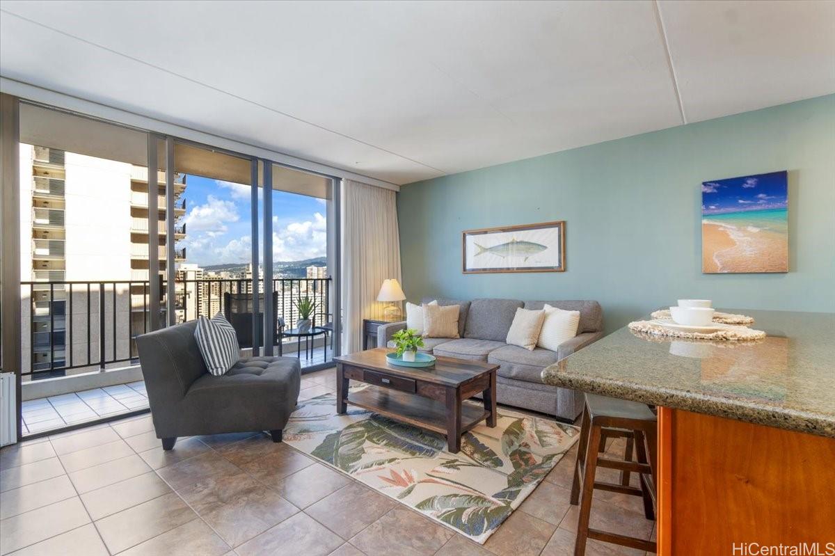 Photo 6 of 25