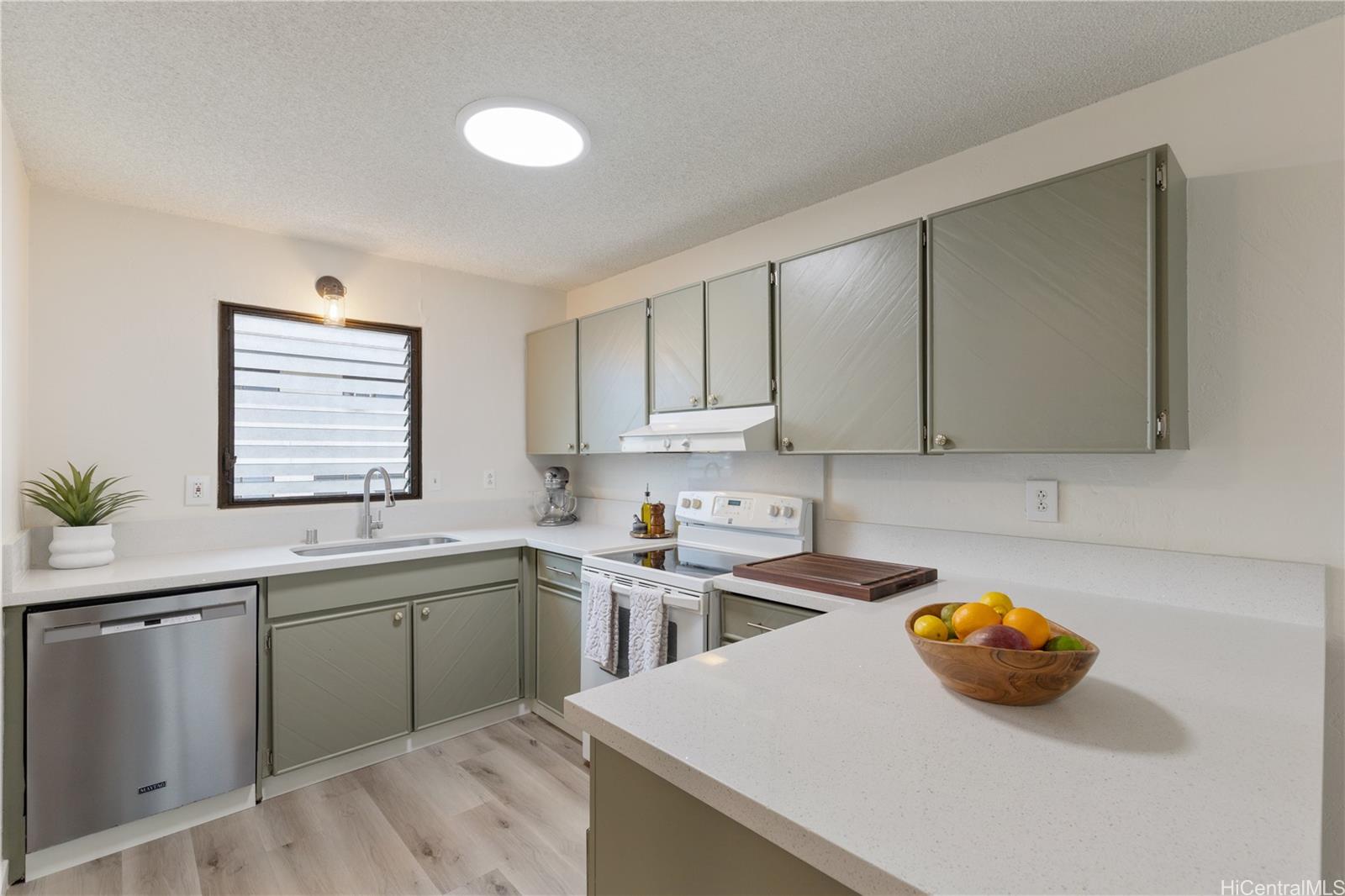 98-512 Kaonohi Street 49-3