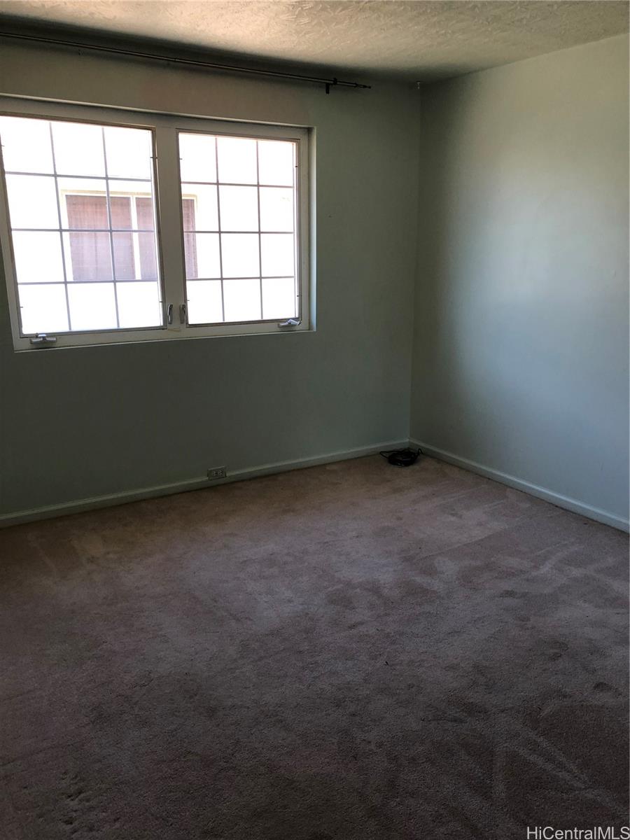 Photo 17 of 22