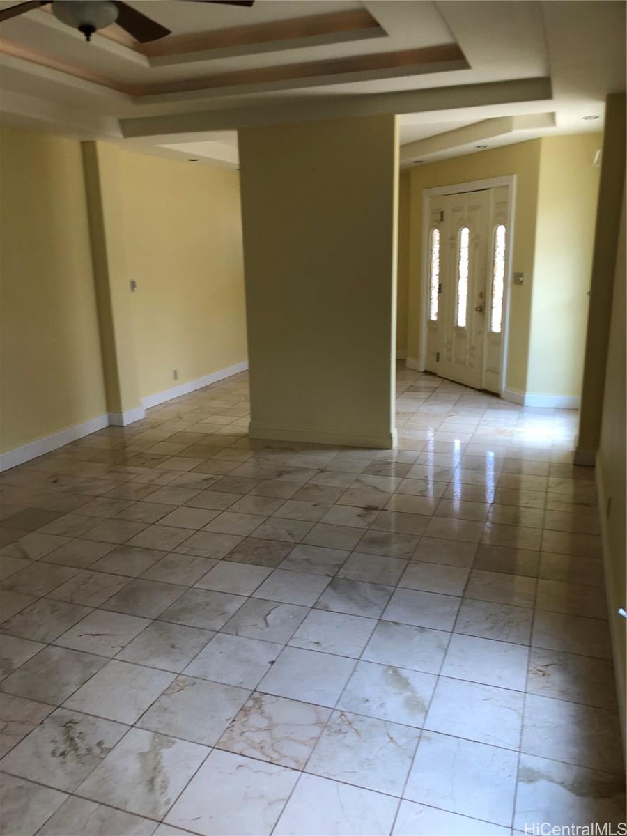 Photo 4 of 22