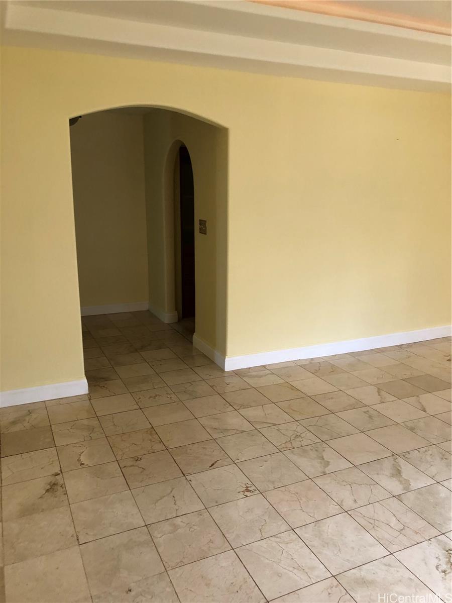 Photo 5 of 22