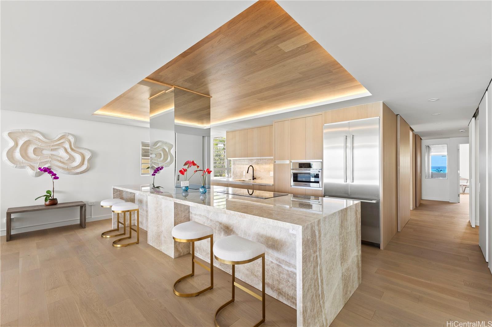 3003 Kalakaua Avenue  Unit 5A