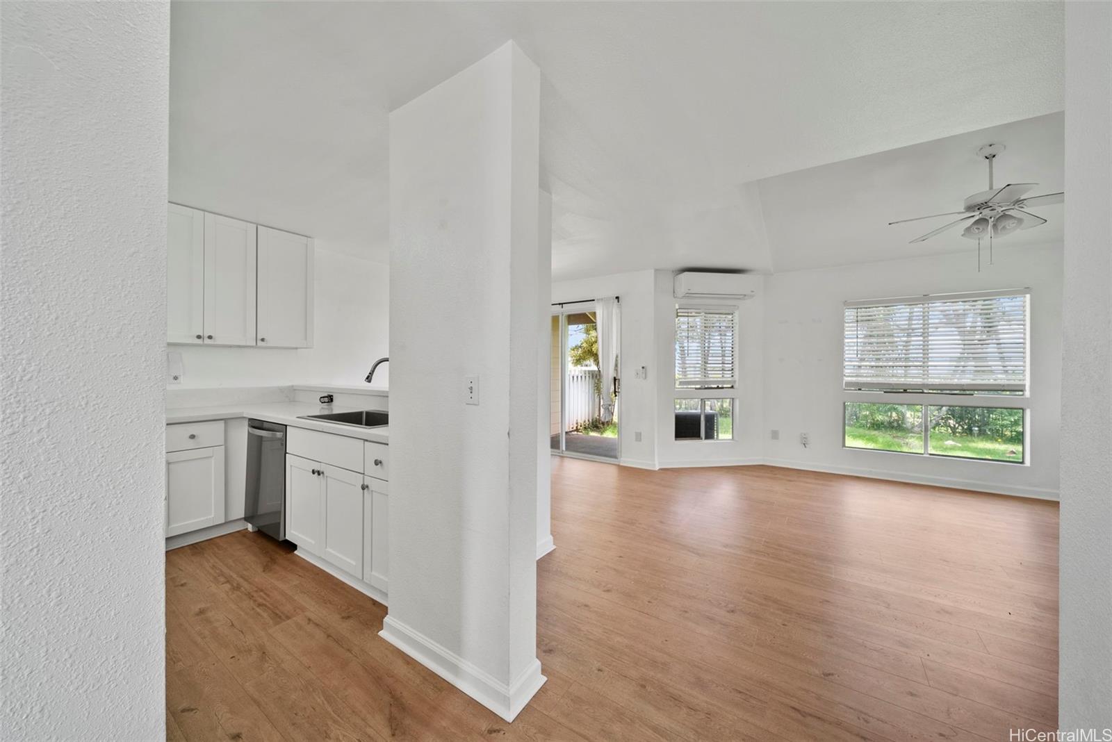Photo 5 of 24