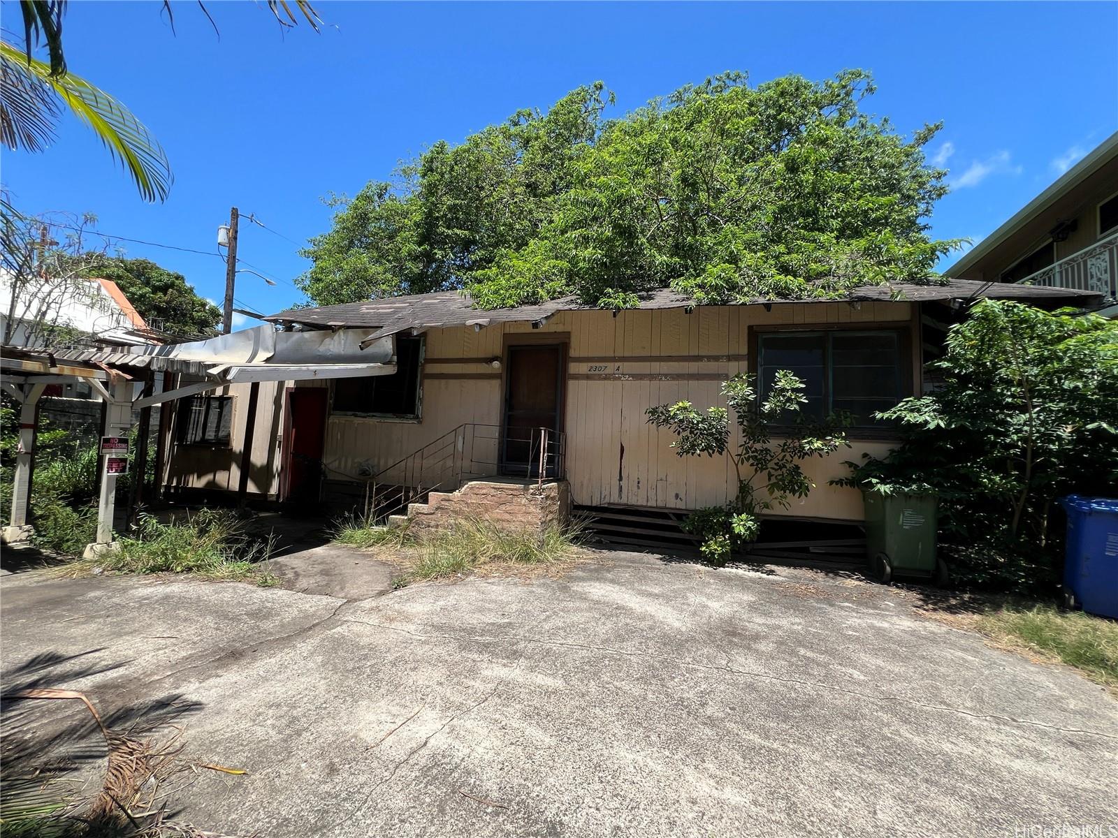 2307 N School Street  Unit A
