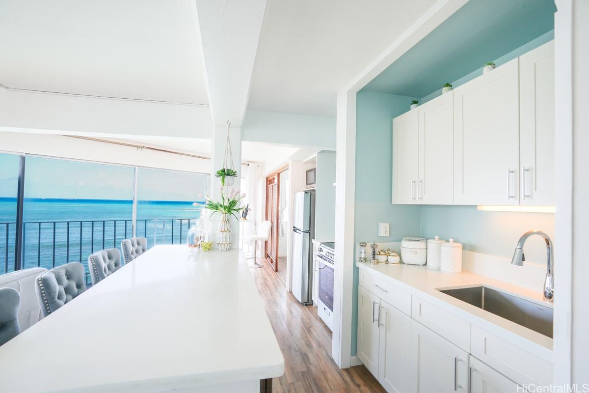 2957 Kalakaua Avenue  Unit 306