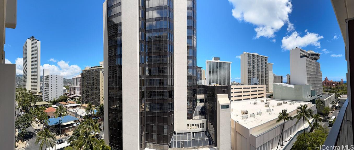 Photo 15 of 17