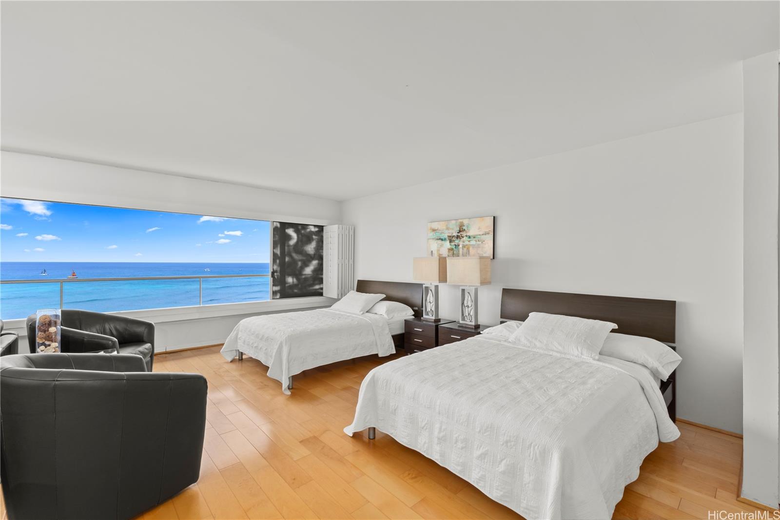 2895 Kalakaua Avenue  Unit 1202