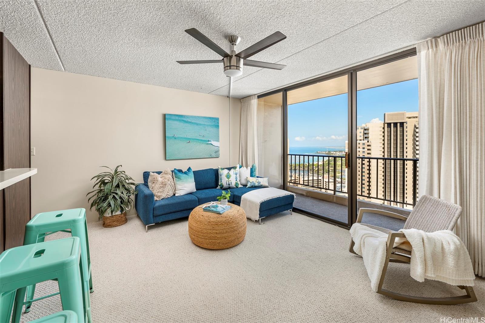 411 Hobron Lane 3606
