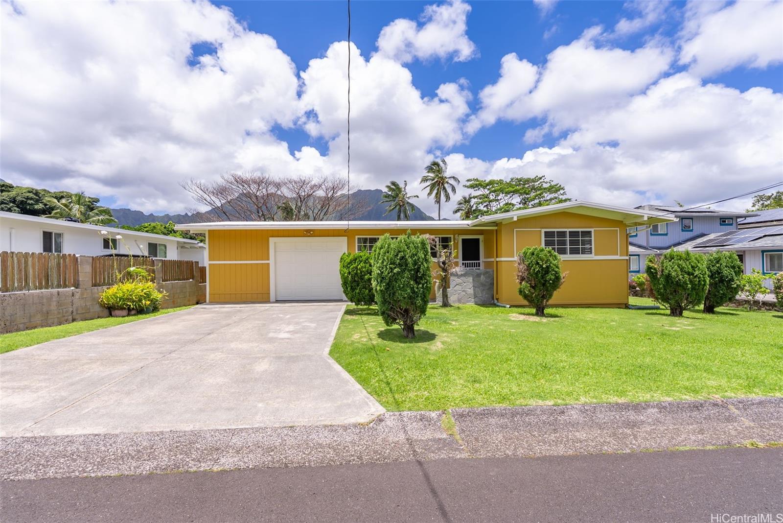 45-313 Nakuluai Street
