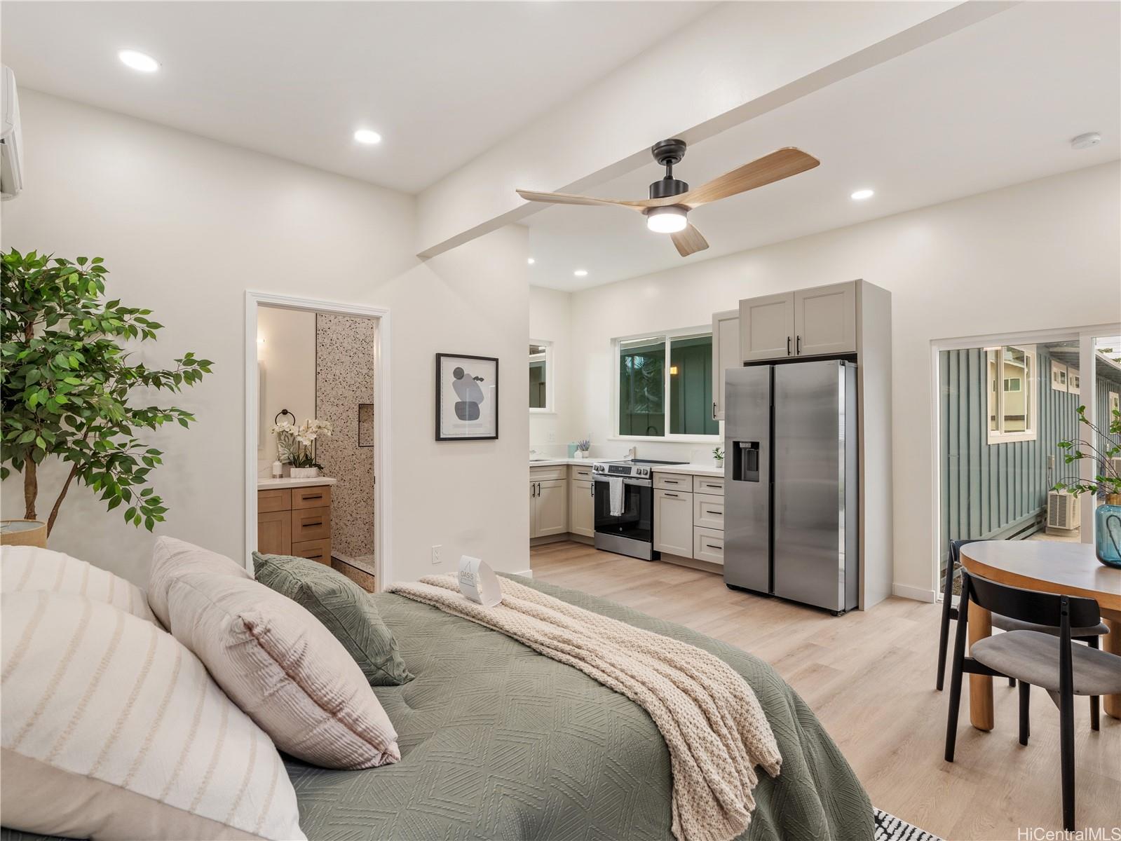 54-11 Pipilani Place
