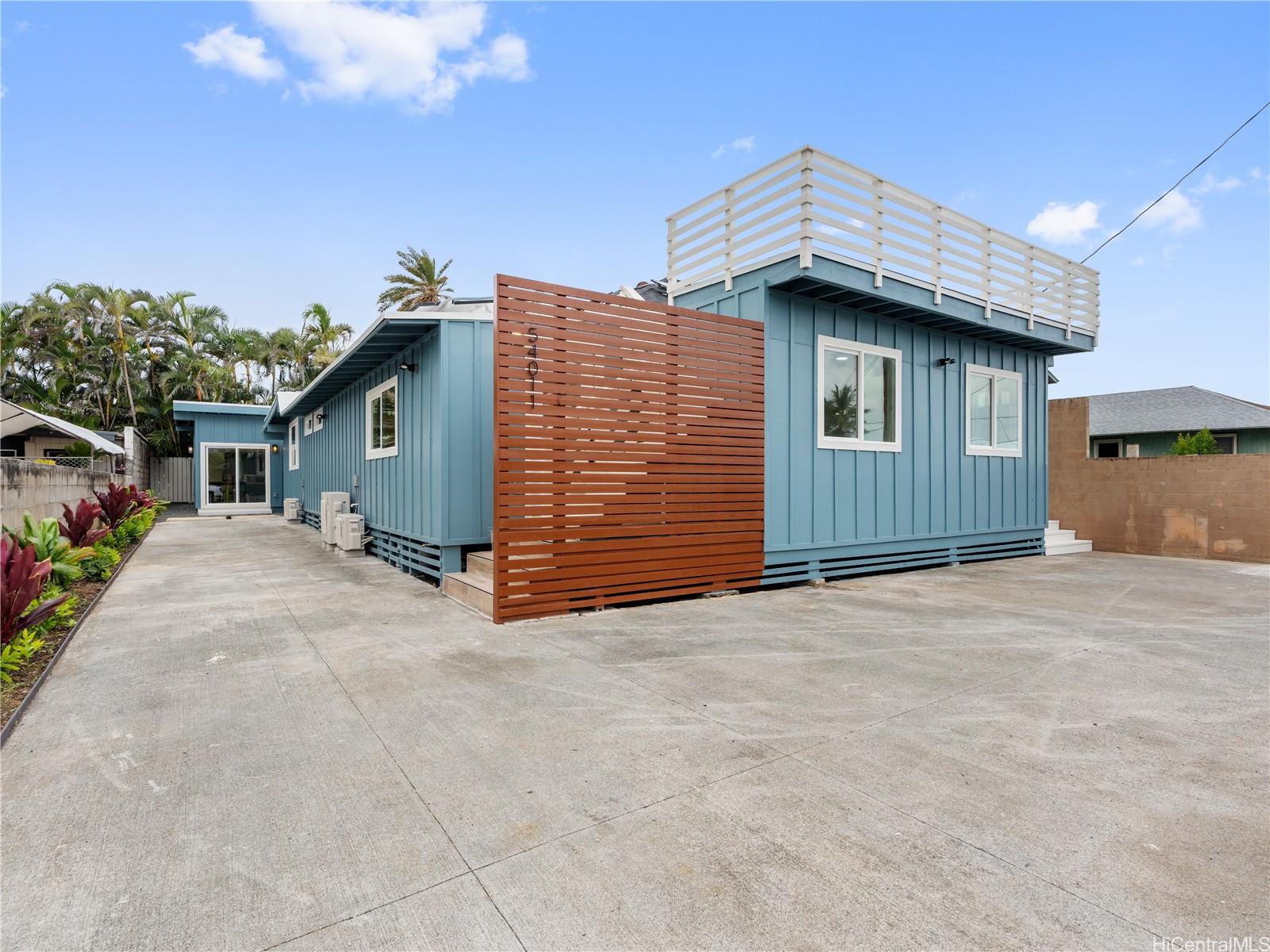 54-11 Pipilani Place