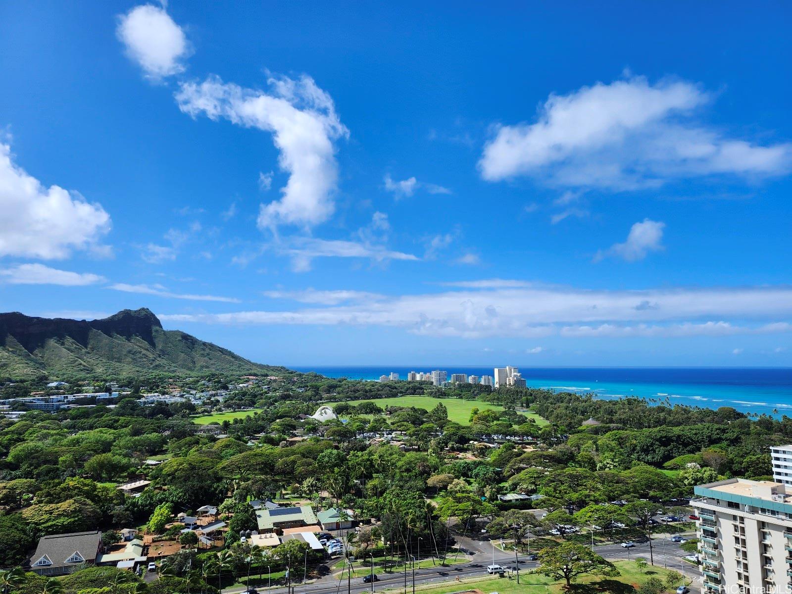 2600 Pualani Way 2701