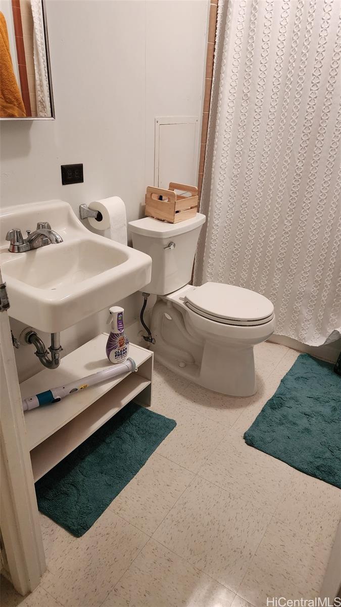 Photo 23 of 25