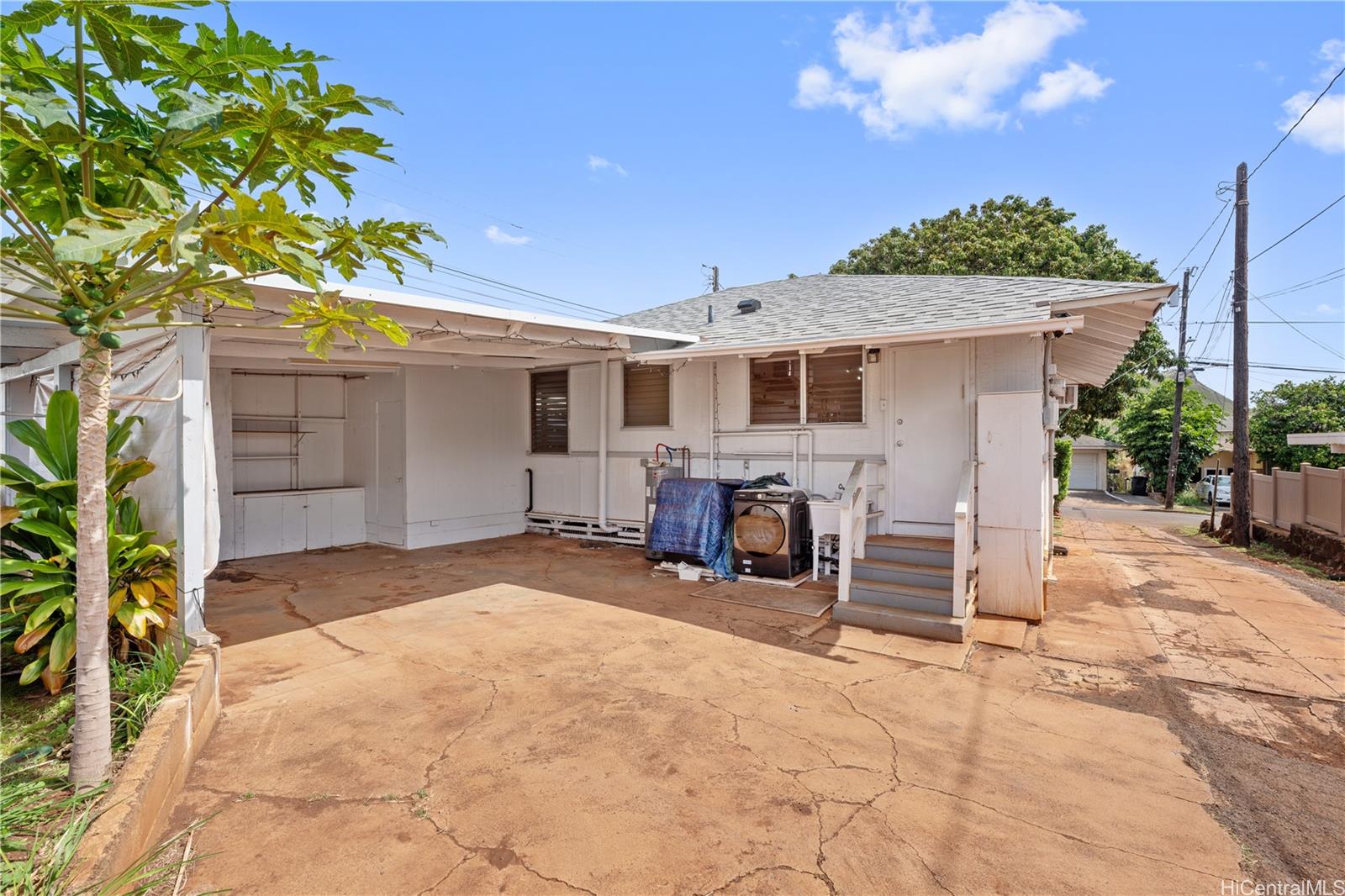 3622 Maunalei Avenue
