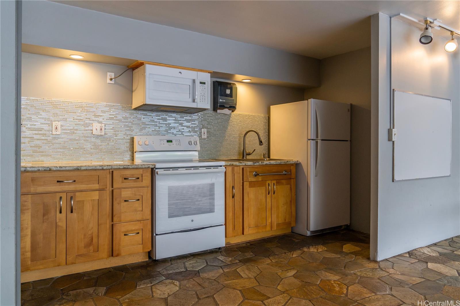 2888 Ala Ilima Street  Unit 512