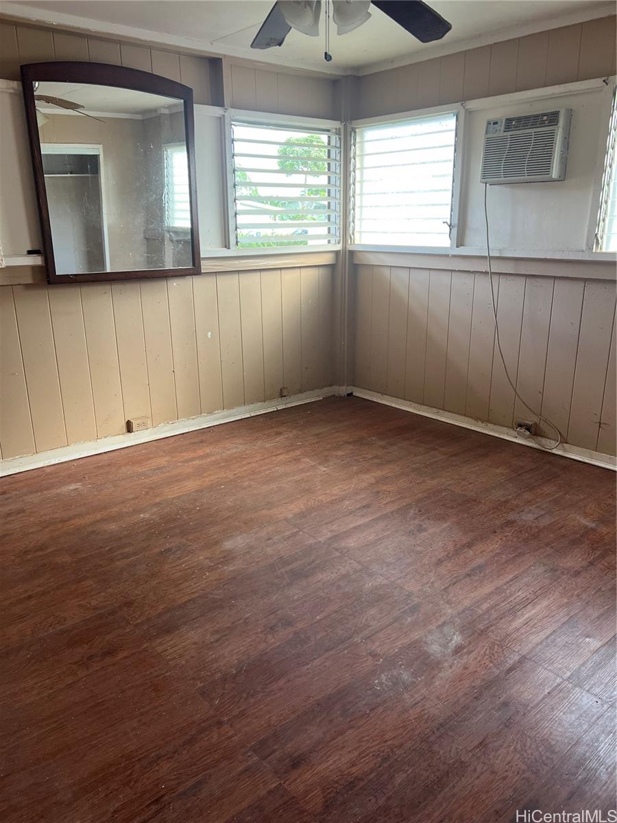 1519 Uluhaku Place