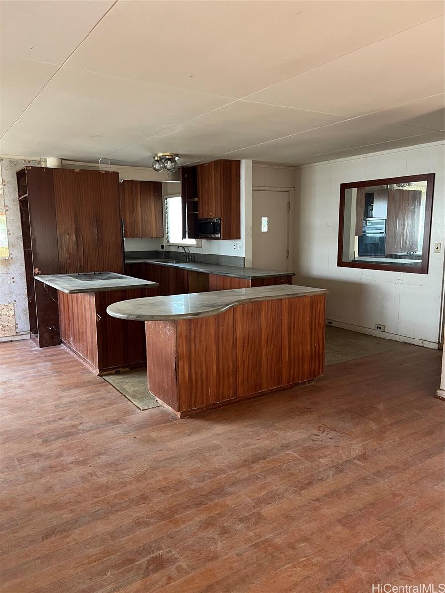 1519 Uluhaku Place