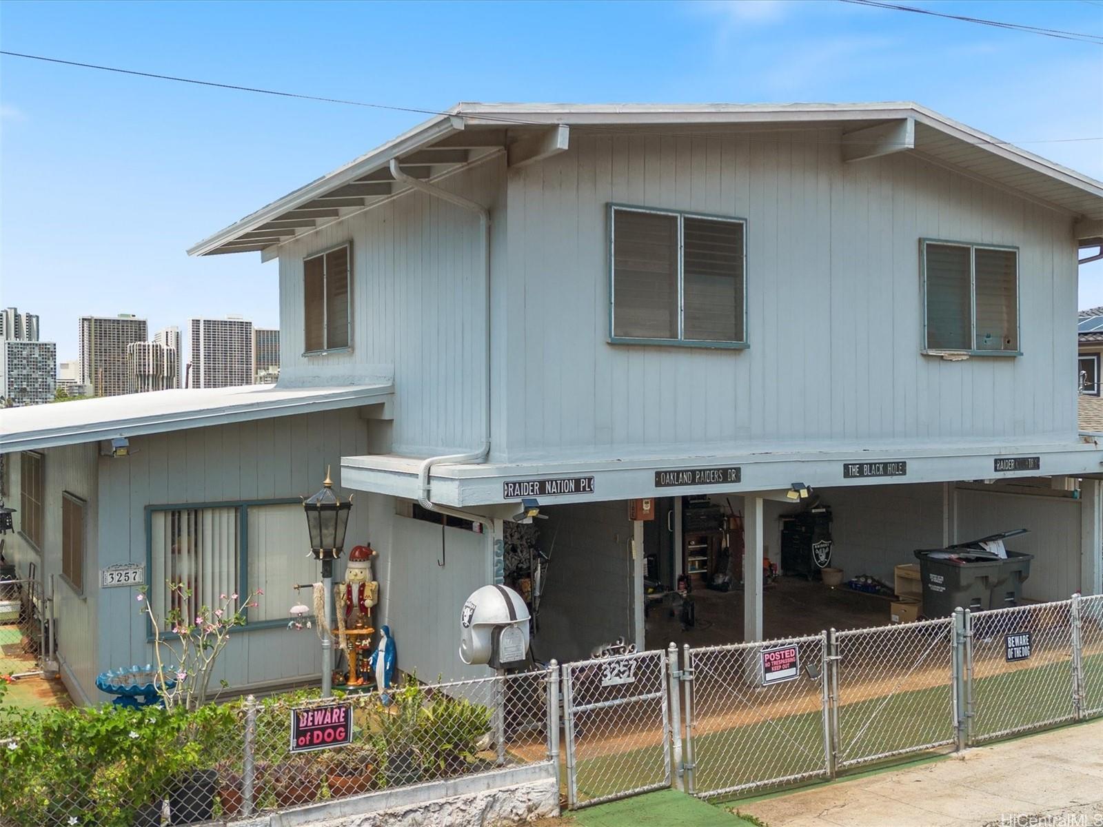 3257 Paliuli Street