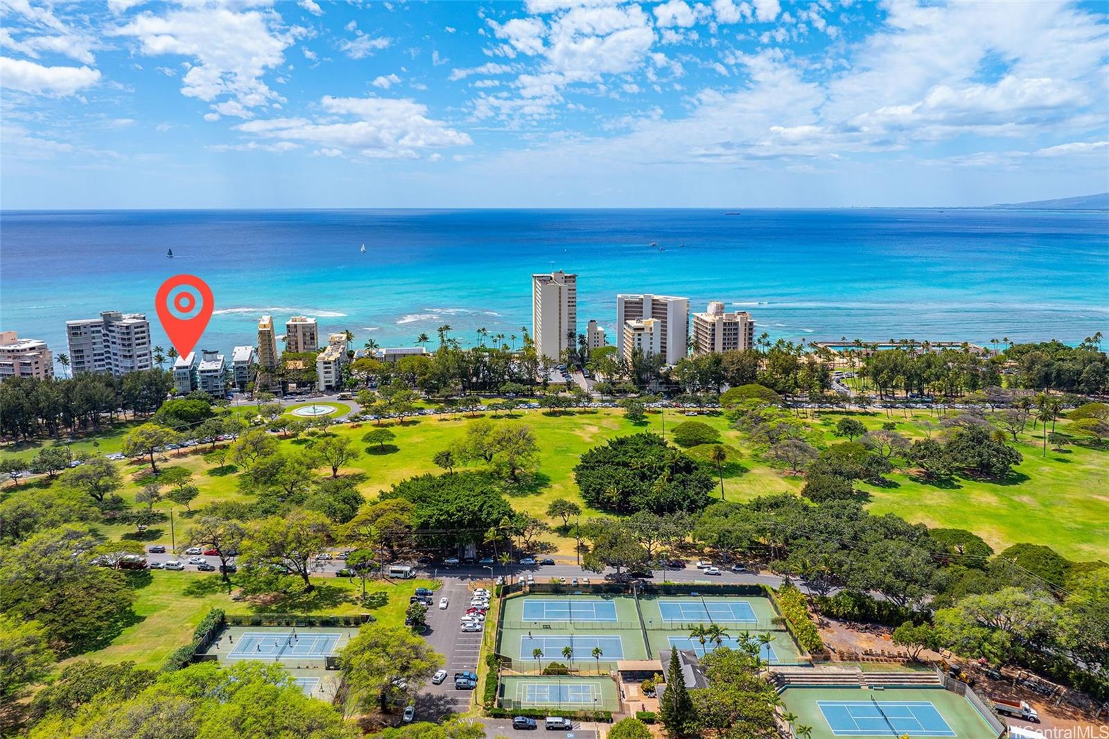 2957 Kalakaua Avenue  Unit 415