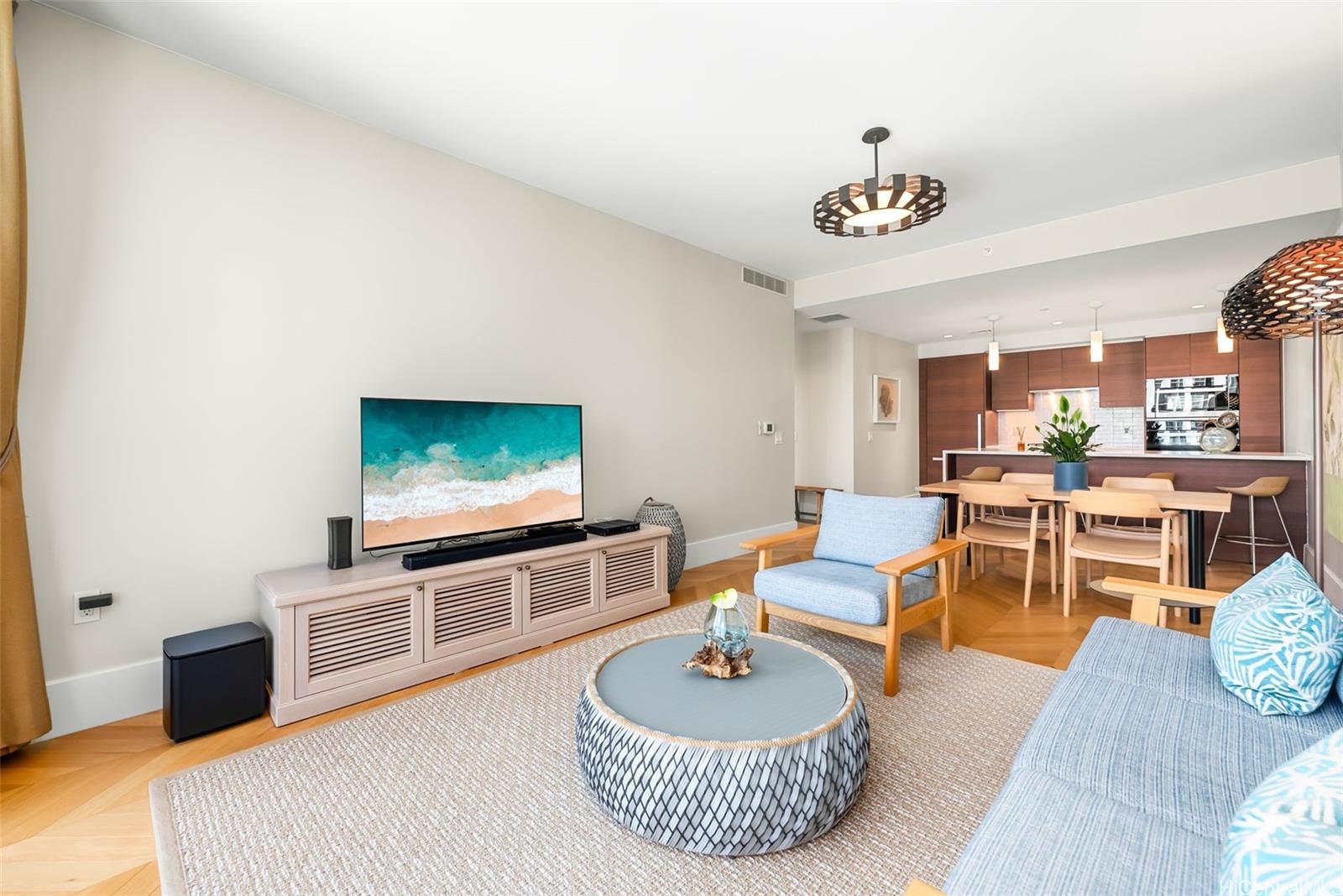 Photo 2 of 25