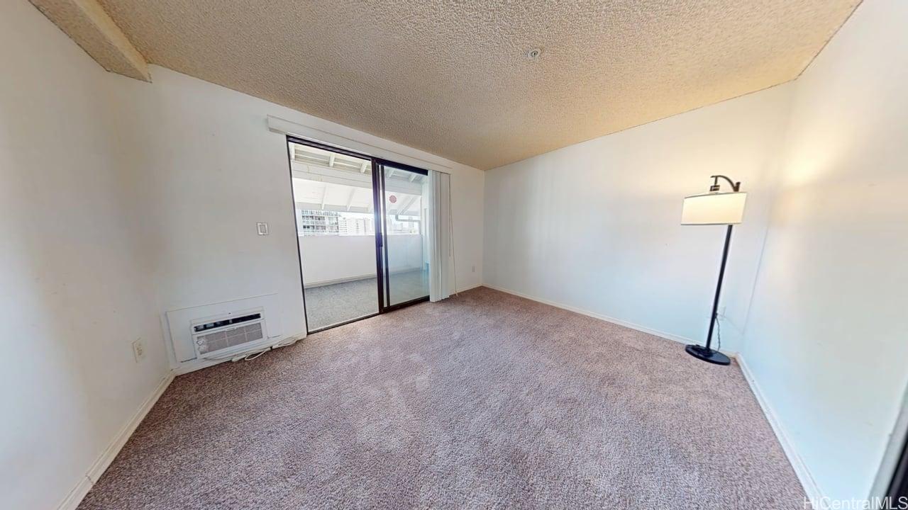 Photo 15 of 25