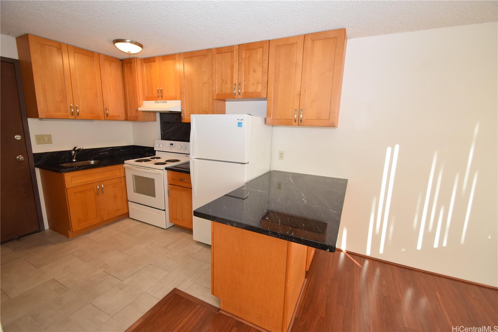 1560 Kanunu Street 1120
