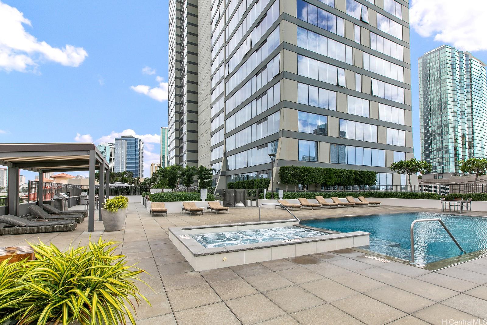 1009 Kapiolani Boulevard  Unit 2612