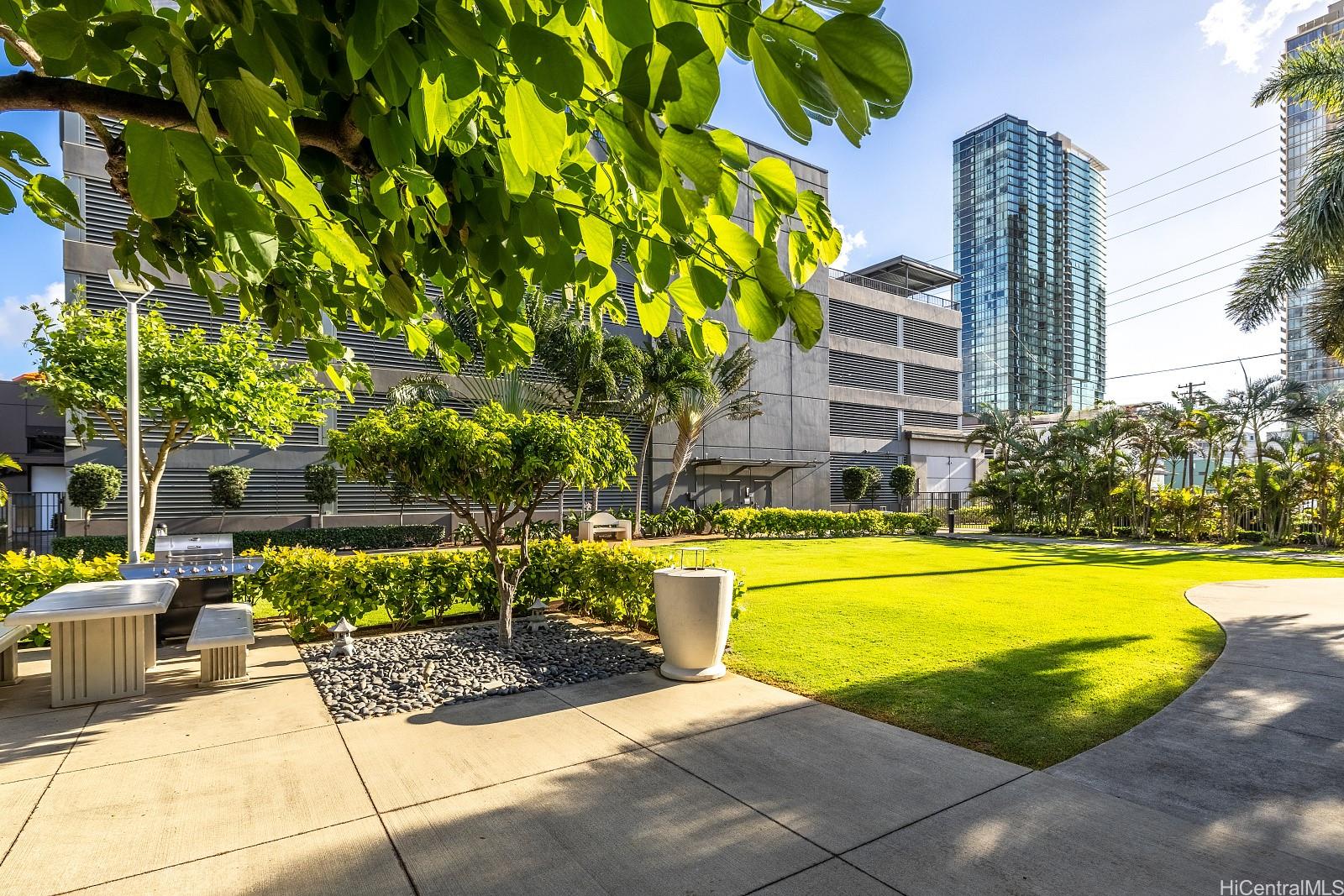 1009 Kapiolani Boulevard  Unit 2612