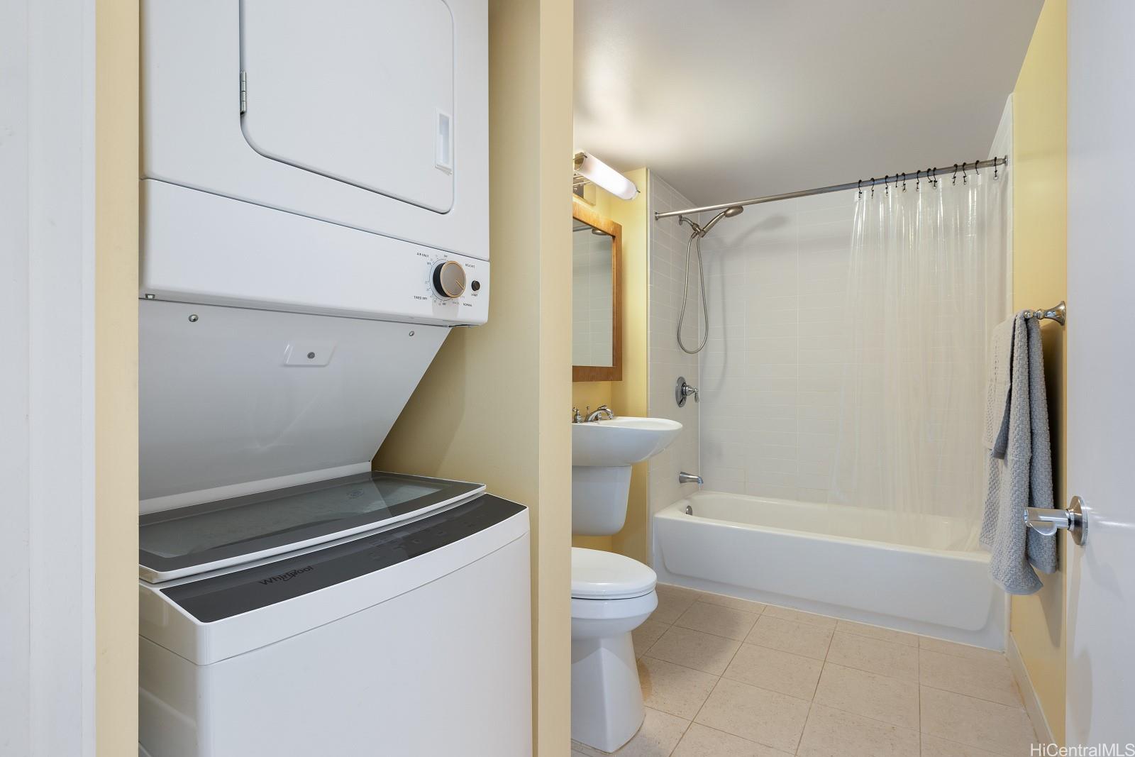 1009 Kapiolani Boulevard  Unit 2612