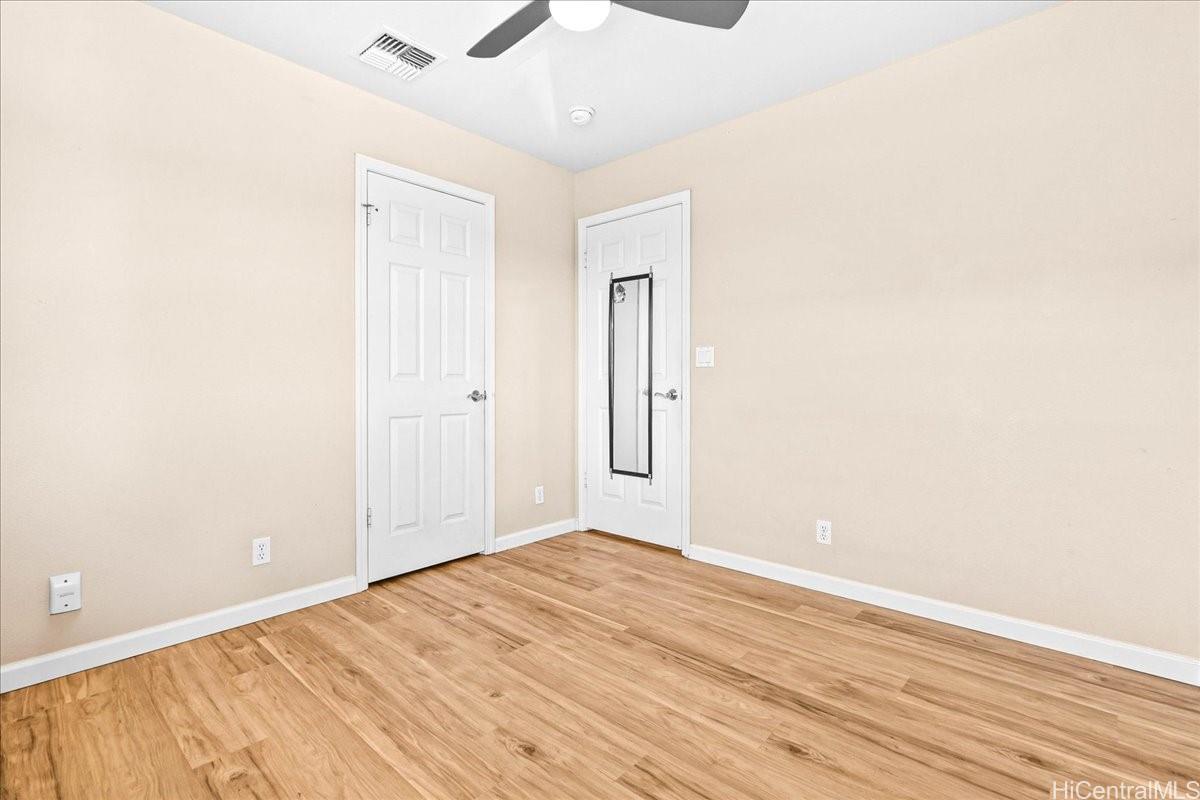Photo 19 of 22