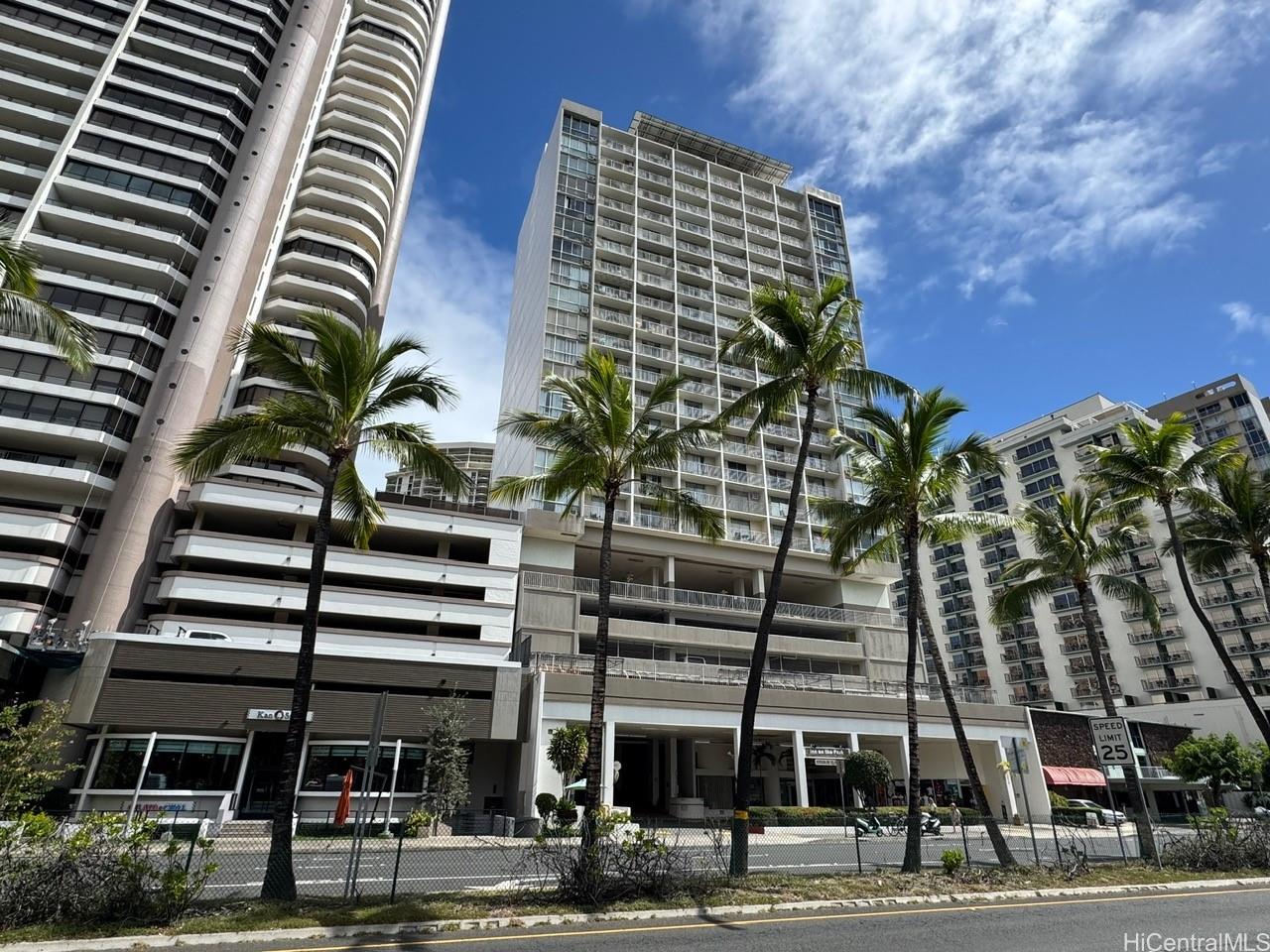 1920 Ala Moana Boulevard 1011