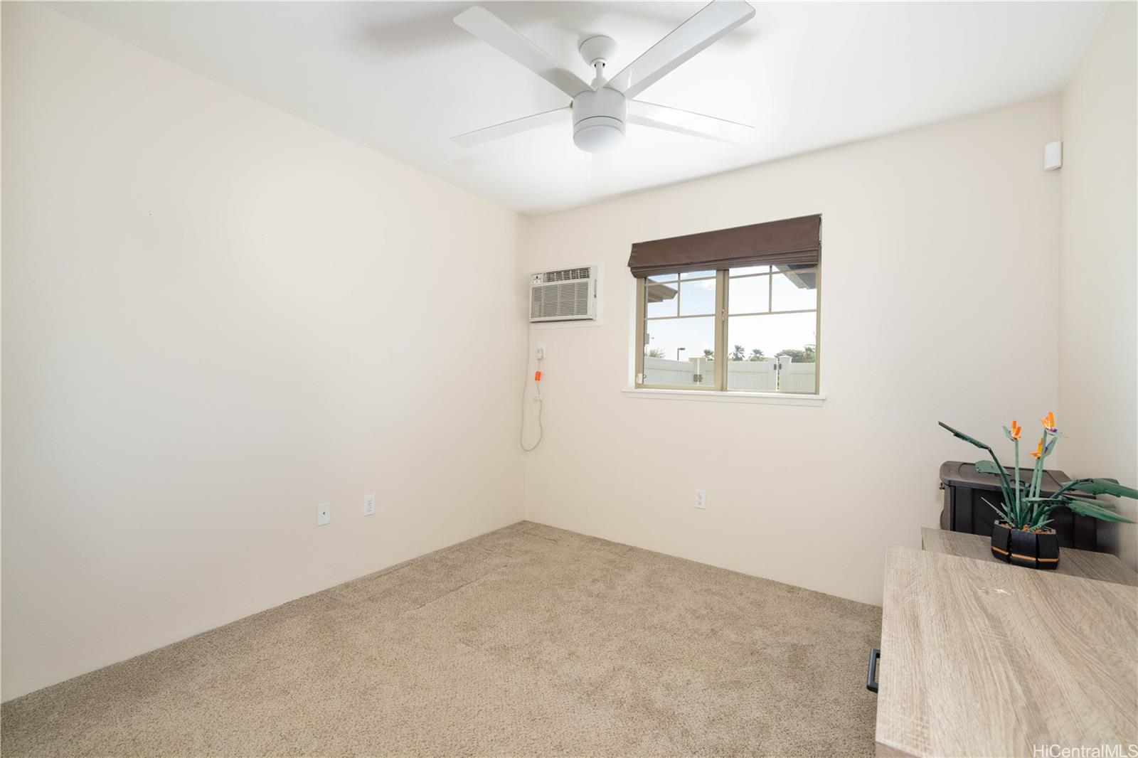 Photo 20 of 25