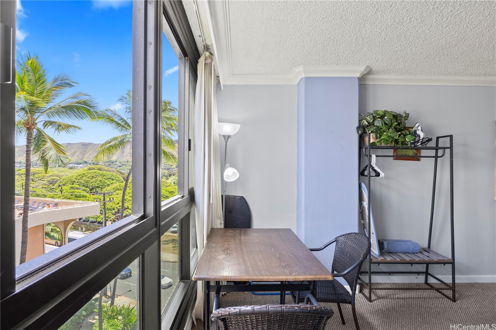 134 Kapahulu Avenue  Unit 618